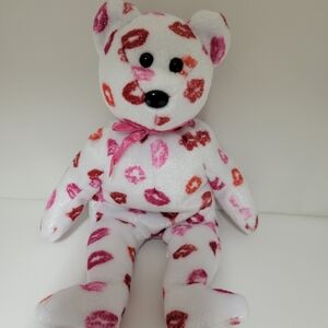 Ty Stuffed Beanie Bear Kissy
